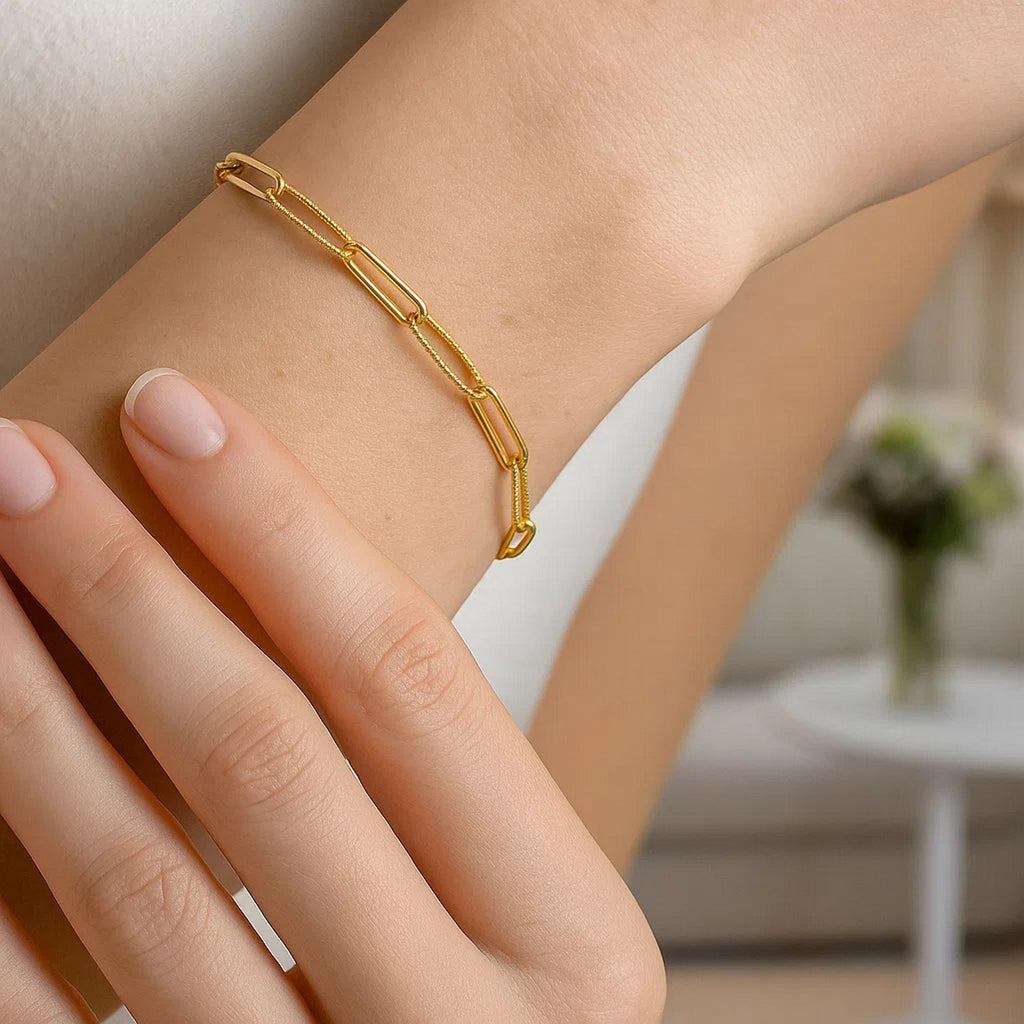 14k Yellow Gold High Polish Alternating Bead Paperclip Bracelet  (3.50 mm)