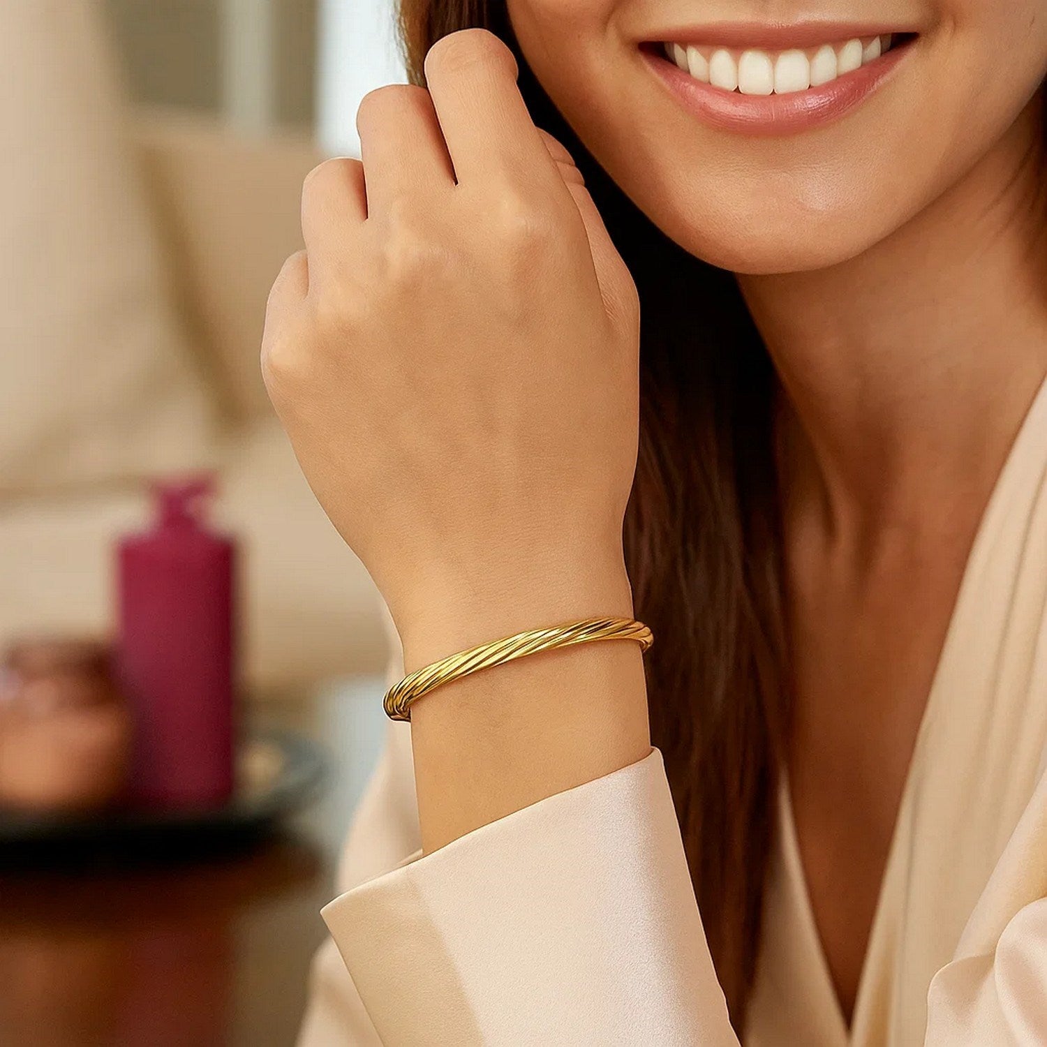 14k Yellow Gold Twist Bangle (5.30 mm)